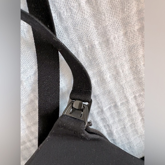 Motherhood Maternity Nursing Bra Size 40C- Black Colour Wireless Boning On Sides - Picture 2 of 4